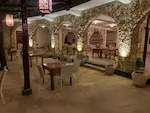 the waves dining area